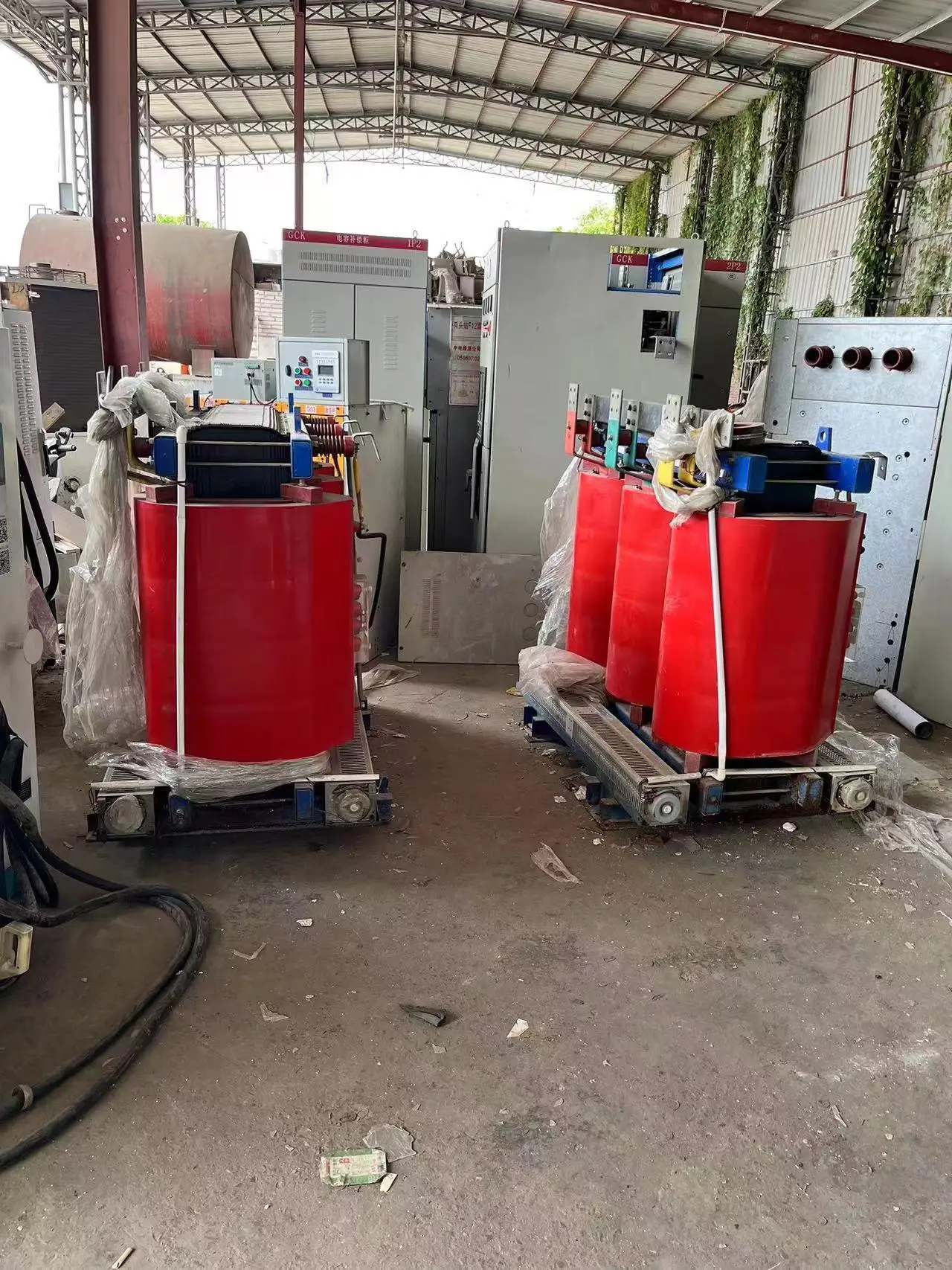 廣州二手變壓器回收選深圳市鑫進(jìn)發(fā)再生資源回收有限公司，專(zhuān)業(yè)回收舊/廢舊變壓器，服務(wù)高效價(jià)格透明